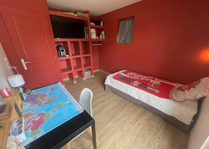 Route Des Chateaux 度假居