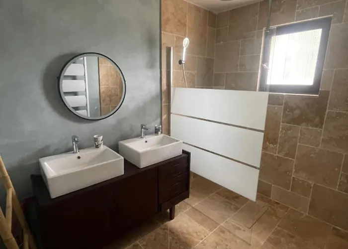 Route Des Chateaux Ribagnac