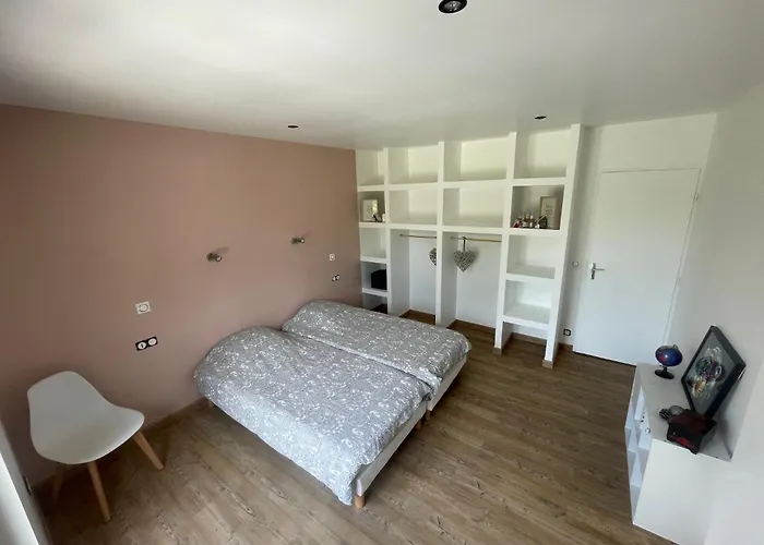 Route Des Chateaux * Ribagnac